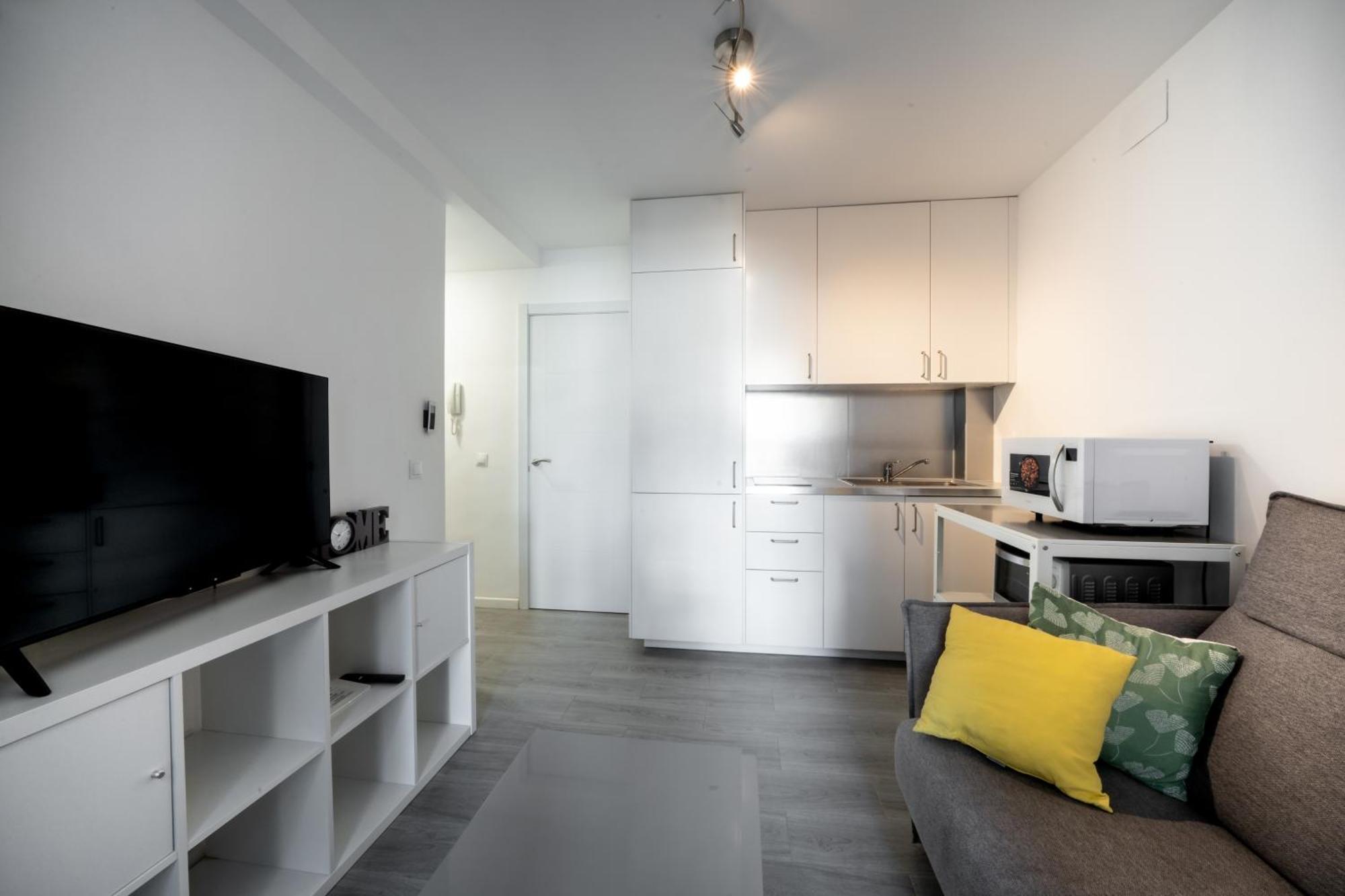 1 Room Playa Pedregalejo Malaga Ngoại thất bức ảnh