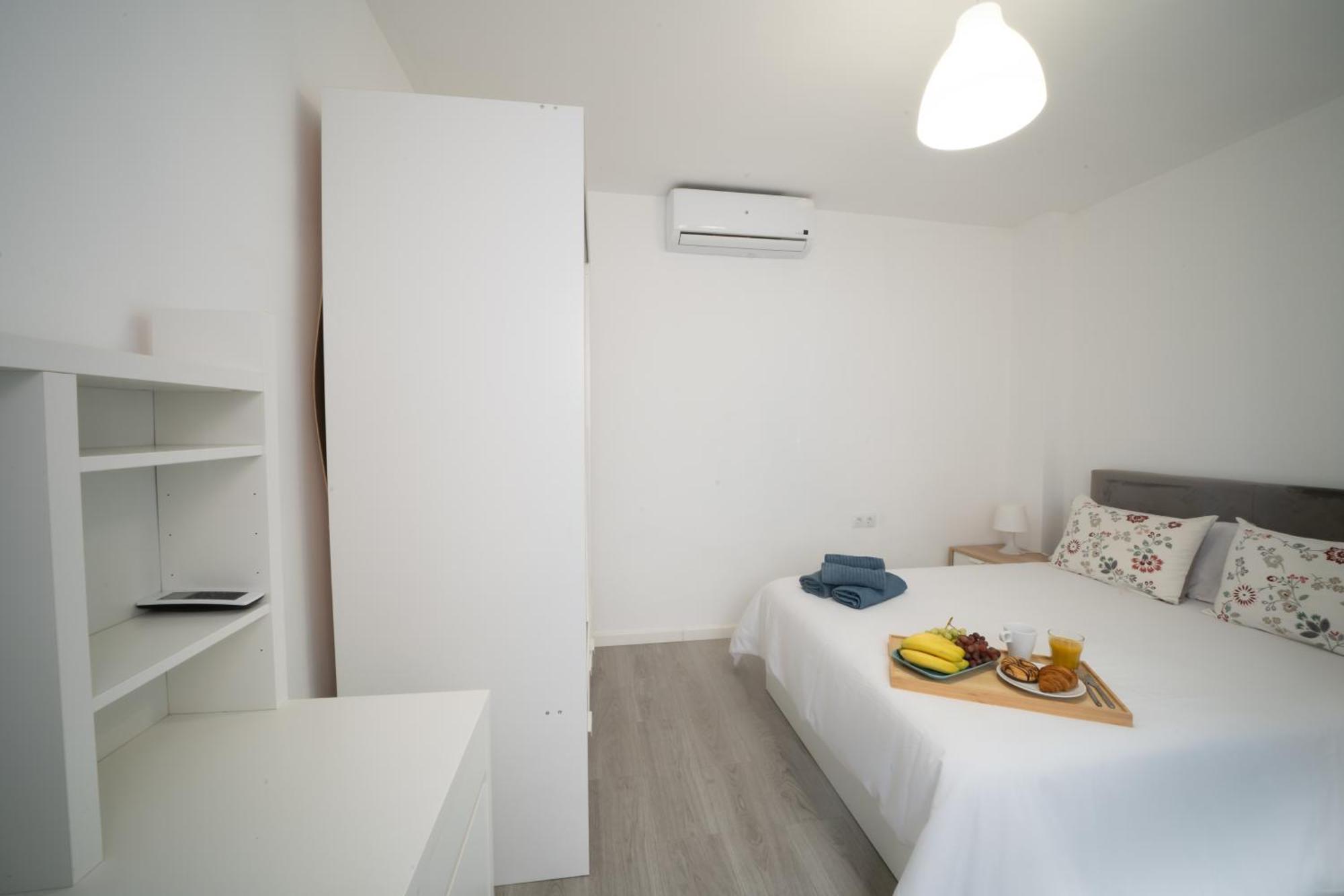 1 Room Playa Pedregalejo Malaga Ngoại thất bức ảnh